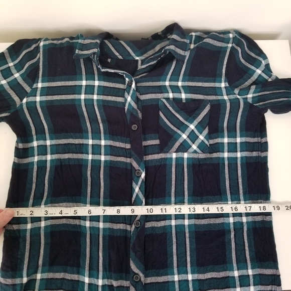 Rails Hunter Plaid Button Front Shirt Size M Mediterranean Navy - Picture 8 of 12